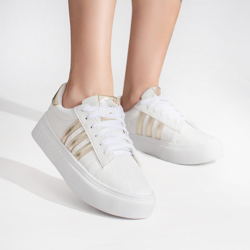 Tênis Adidas Off